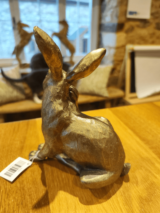 Gold / Bronze effect Resin Hare Scratching 