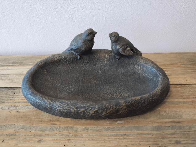 Aged Resin Birdbath with 2 birds 